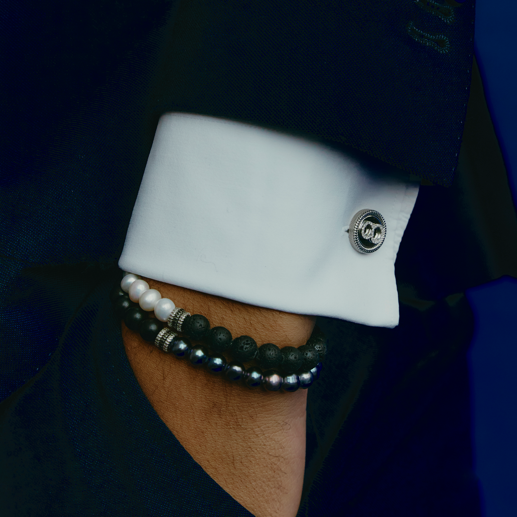 Gear Trio Semi - Precious Bracelet In Black Ruthenium Plated Silver With Wood Beads & Black Pearls