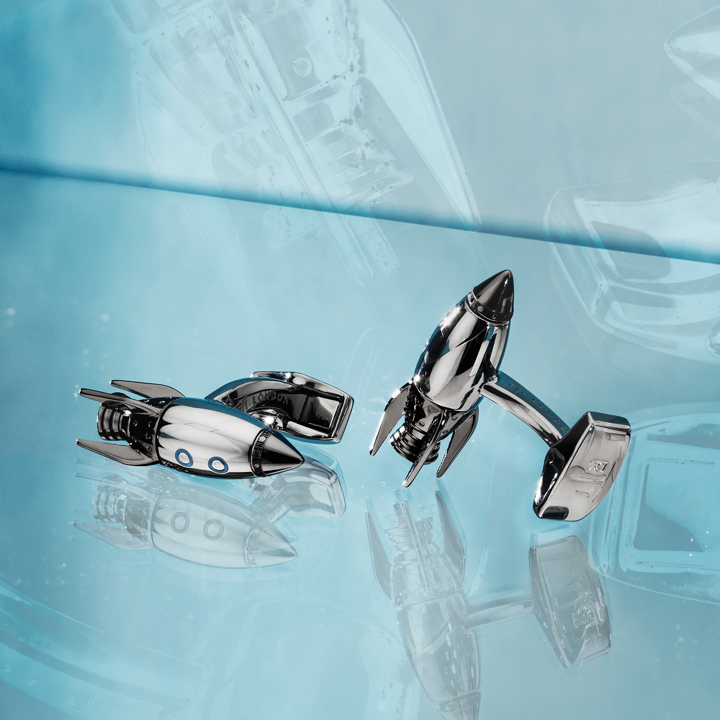 Rocket Man cufflinks in black enamel White Bronze plated