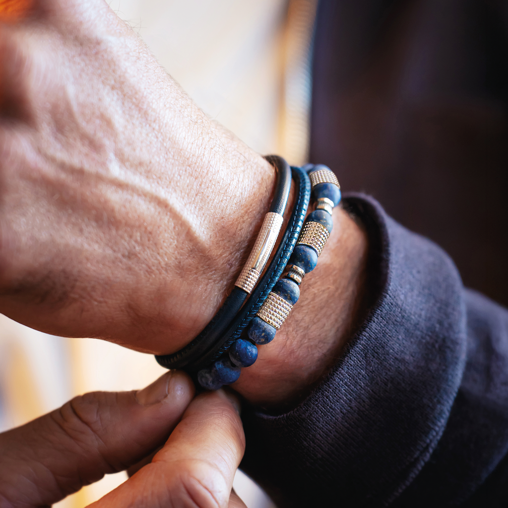Giza Tubo Semi-Precious Bracelet In Rhodium Plated Sterling Silver With Lapis