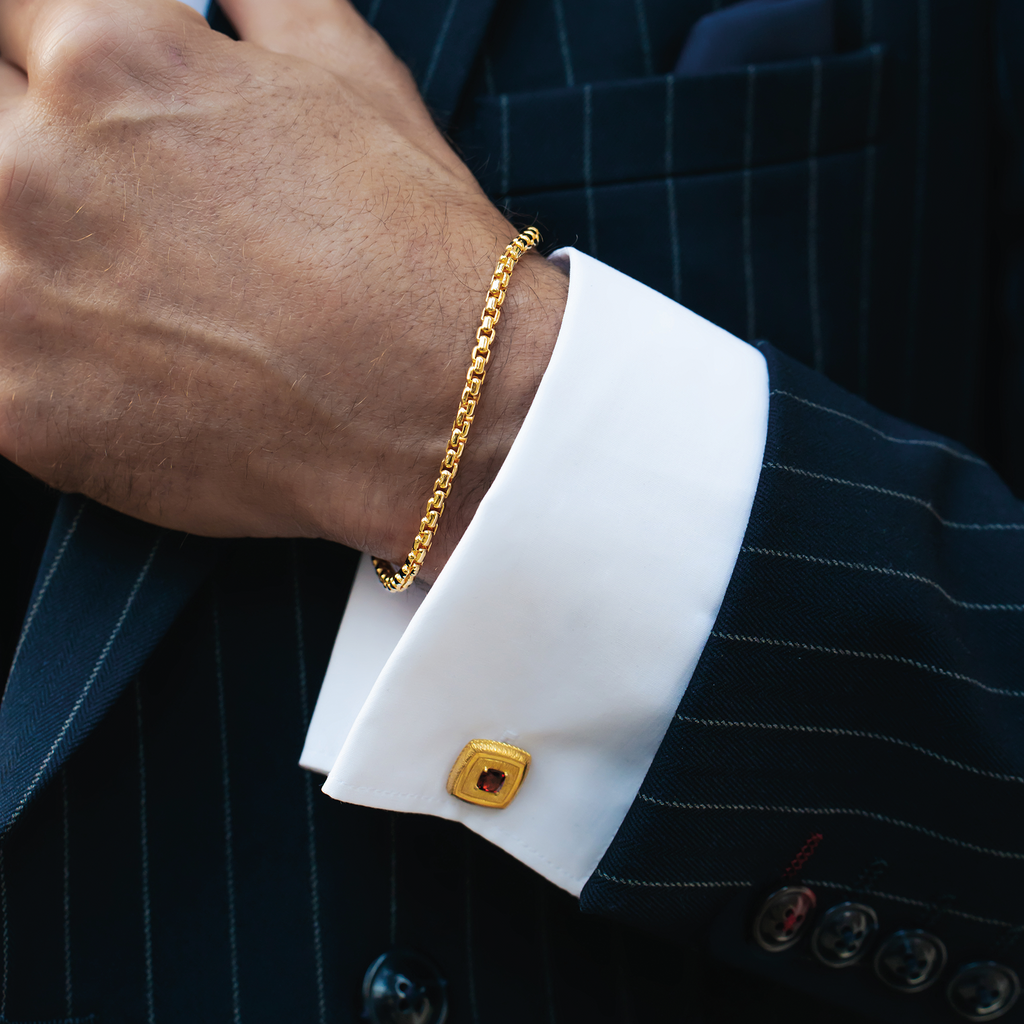 Graffiato Square Precious Cufflinks In Yellow Gold Plated Sterling Silver With Garnet