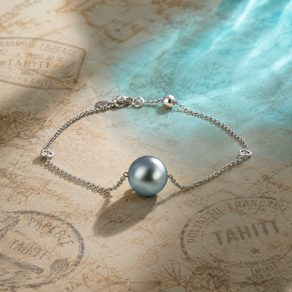 White Diamond Bracelet in 9K White Gold with Grey Tahitian Pearl