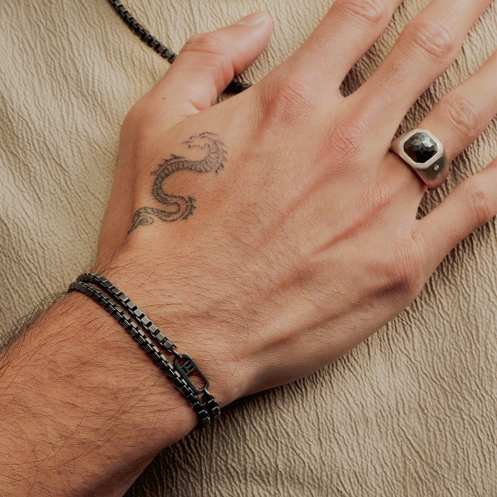 Catena Signifier Trigato Box Chain Bracelet in Oxidised Plated Silver with "T" Logo