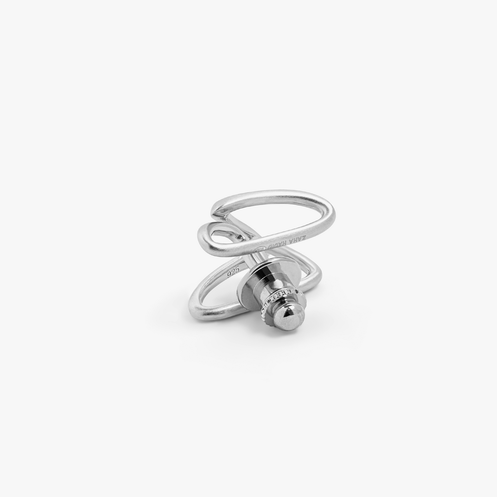 Flowa Pin in brushed rhodium plated sterling silver
