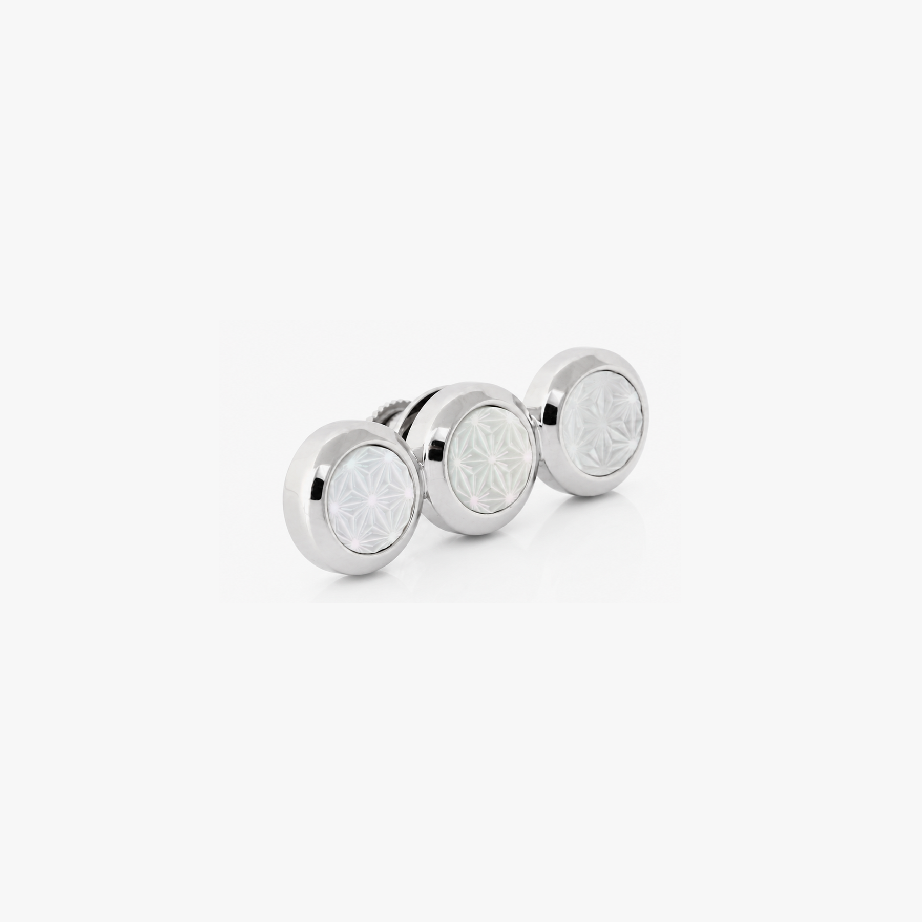 Asanoha Tris Lapel Pin in Mother of Pearl
