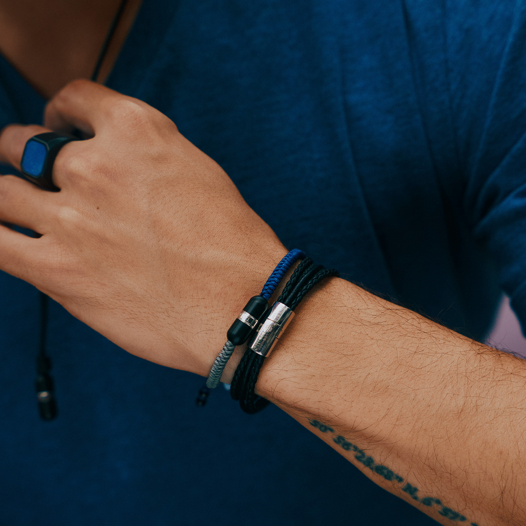 Cobra Multi-Strand Leather Bracelet In Black