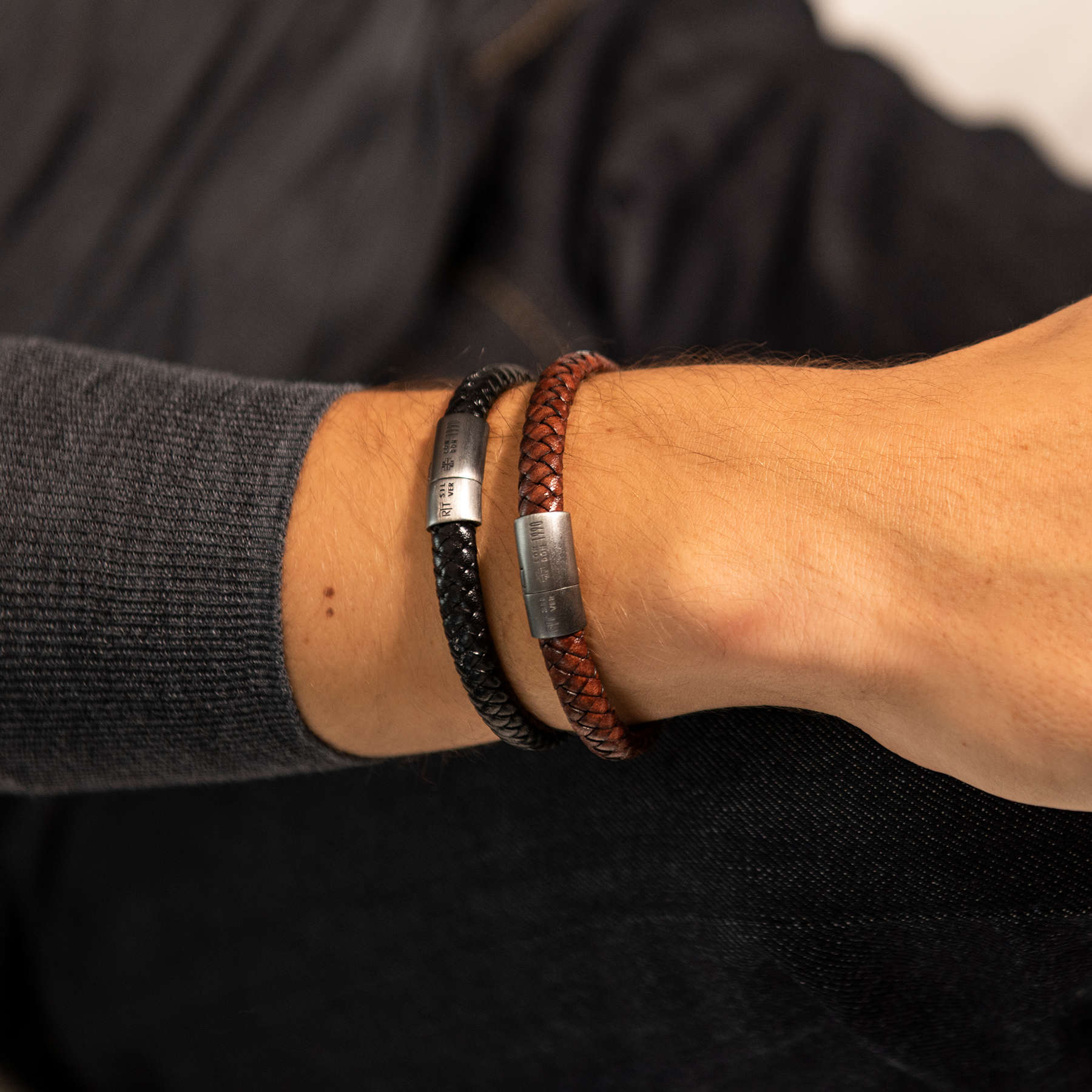 Cobra Sontuoso Leather Bracelet In Black