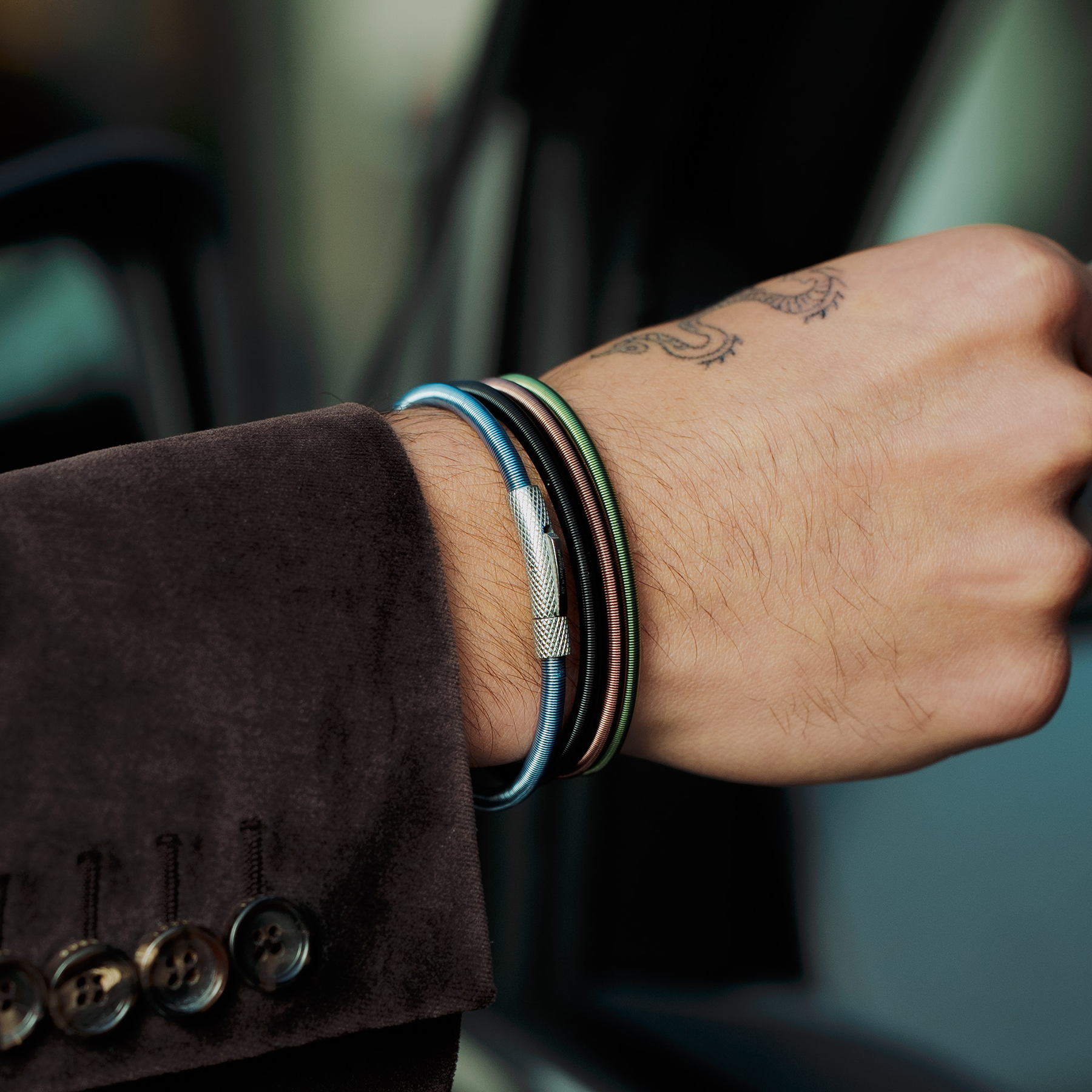 Seta Etched Click Nylon Bracelet in Stainless Steel with Brown Coated Wire