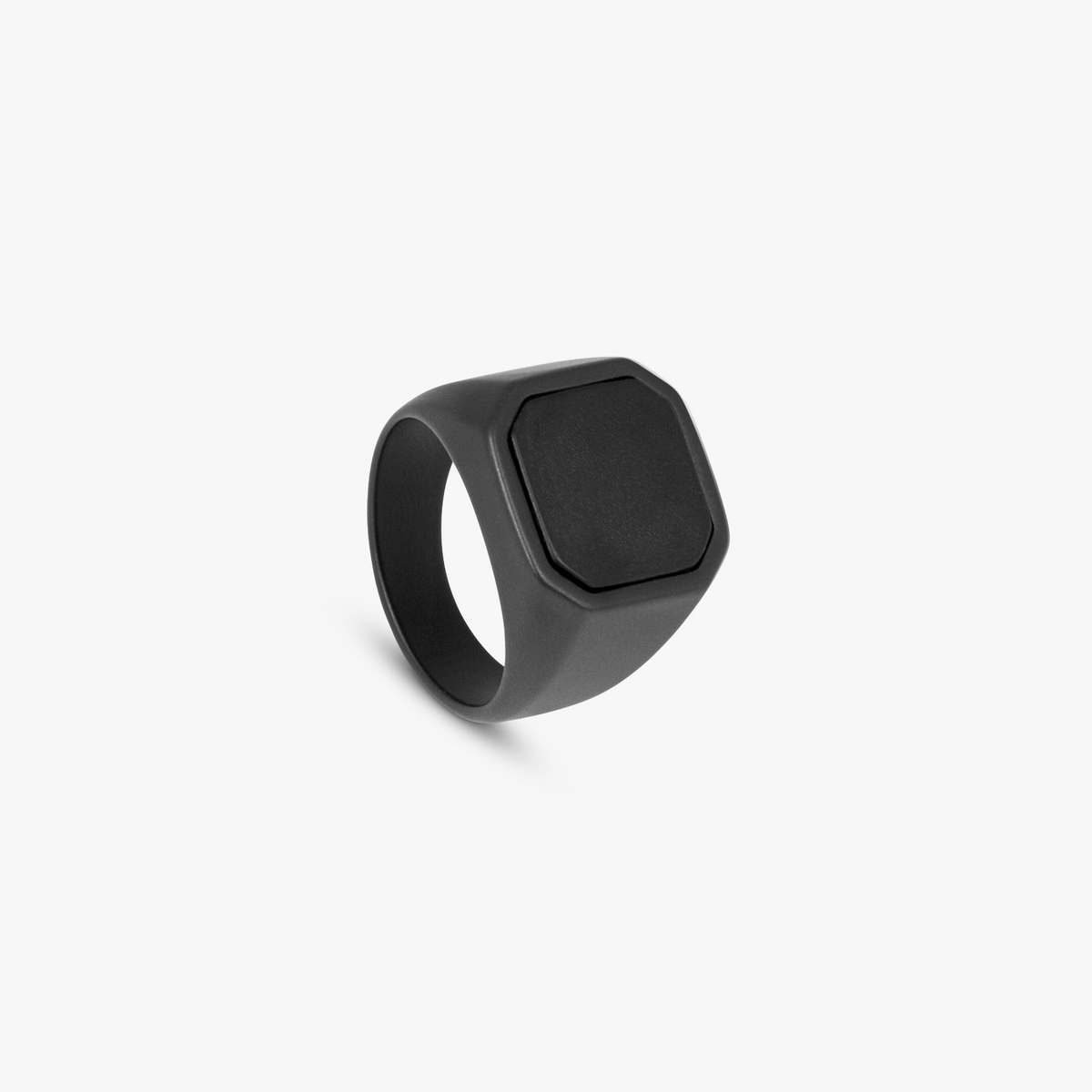 Ceramic Signet ring onyx